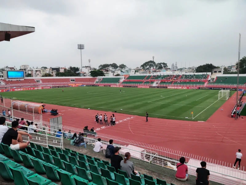 Sân Thống Nhất được coi là một trong những sân bóng lớn nhất Việt Nam
